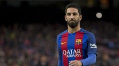 Místo dresu Barcelony na tři roky do vězení! Arda zmlátil zpěváka