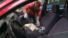 Podnikatele přepadli gangsteři v autě za jízdy. Přišel o miliony!