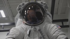 USA testují nové skafandry. Mají astronautům umožnit delší pobyt na Měsíci