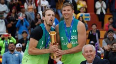 Perušič se Schweinerem získali za zlato šek a zmenšeniny medailí