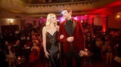 Finále Bachelora minutu po minutě: Slzy Mary při promítání a Sabina jako milenka