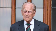 Zemřel manžel britské královny Alžběty. Princi Philipovi bylo 99 let