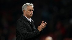 Zrušit po letech haněné pravidlo? Pro jsou Mourinho i Wenger!