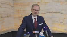 Fiala odmítá jednat pod tlakem odborů. Arogantní a urážlivé, hodnotí opozice