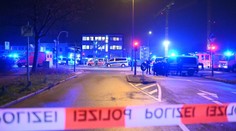 Při střelbě v německém kostele zahynulo osm lidí a další jsou zranění
