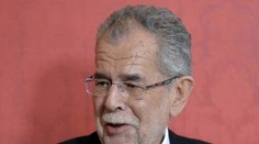 Rakouský prezident podepsal zákon o povinném očkování. Platí od soboty