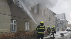 Hned několik požárů vypuklo v neděli v Česku. Na Šumpersku uhořel muž