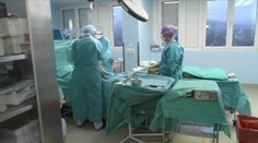 Tisícům zdravotníků se mají zvednout platy. Změnu ale doprovází chaos