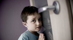 'Maminka zemřela, postaráte se o nás?' šokoval sousedy chlapec (5)