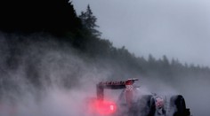 Tréninky ve Spa ničil déšť, závodníky hodil do nejistoty