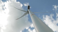 Den větru přilákal davy. Lidé objevovali útroby elektráren