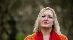 Žena přišla po kousnutí psem o nos! Protéza jí při kýchání upadne