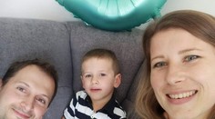 Jitku s rodinou smetlo auto. Tatínek zůstal na dva malé chlapce sám