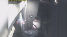 Nešikové se málem nedostali do budovy, pak ukradli milion! VIDEO