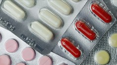 Česko má nové rezervy antibiotik. Zásobovat může nemocnice i lékárny