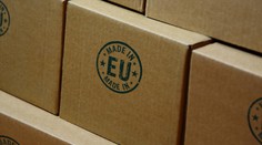 EU se připravuje na krizi. Chce zavést balíčky na 72 hodin, které umožní lidem přežít
