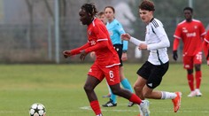 Mladý fotbalista přežil horor. Po útoku nožem bojoval o život