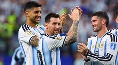 Messiho show. Přepsal historii světového fotbalu, dalším milníkům je blízko