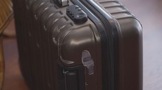 Českým turistům v Řecku zmizely věci z kufrů. Dalším do zavazadel přibyly