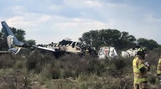 Mexičtí vyšetřovatelé našli černé skříňky zříceného letadla