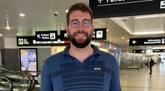 Fanouškovy emoce nadchly internet. Dostal letenky a firmy mu trhají ruce