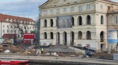 Rekonstrukce domu se prodražila o 300 milionů. Město žaluje architekta