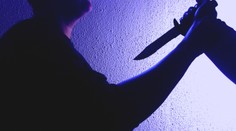 Policista měl pobodat muže ve rvačce čtyř lidí. GIBS hledá svědky