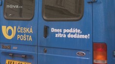 Záhadná smrt pošťáka v Plzni: Našli ho oběšeného ve služebáku