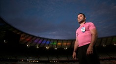 Mezi fotbalisty je tak 40 procent gayů, myslí si homosexuálně orientovaný sudí