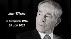 Jan Tříska zemřel. Podlehl zranění po pádu z Karlova mostu