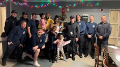 Sněhová bouře zasypala šestičlennou rodinu. Hasiči jim zachránili Vánoce