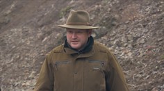 Balákova náhlá rezignace vyvolává dohady. Hrad i on mlčí