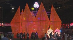 V Hongkongu slaví Festival Měsíce. Patří k němu i tanec s ohnivým drakem