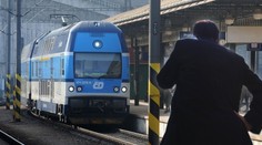 Anděl z nádraží dal babičce jídlo a nocleh, děkuje vnučka Maruška