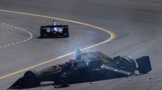 Sato a Hinchcliffe v tréninku bourali. Nejrychlejší Carpenter