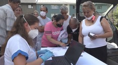 V Česku už fungují mobilní očkovací centra, Praha zvolila autobus