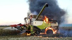 Při sklízení kukuřice vzplál kombajn, škoda jde do miliónů