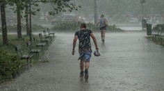 Přívalové deště zvedly hladiny některých řek. Připravte se na další bouřky