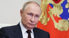 Putin skrývá skutečné emoce, tvrdí expertka na řeč těla. Odhalila, co si myslí