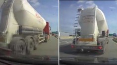 Šílené manévry řidiče kamionu. Na D1 se mstil jinému šoférovi