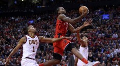 Bídný vstup do sezony: Cleveland bez LeBrona podlehl Torontu!