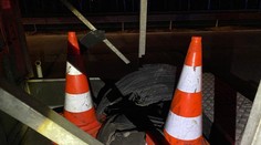 Na dálnici D1 se kamionu utrhla pneumatika, nabouralo do ní pět aut