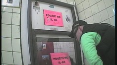 INSPEKTOR kontroloval veřejná WC. Výsledek: smrad, špína a hnus!