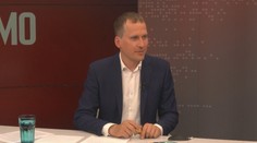 V restauraci a zadarmo. Čižinský v pražských volbách bude řešit záchody