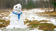 MAPA: Poslední šance užít si hory. Teplá fronta sníh v Česku promění na déšť