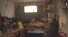 Máma s dětmi utíkala sociálce,  měsíce trpěly ve špinavé garáži!