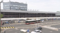 Pražské letiště se omluvilo cestujícím. Čekali na přepážce a nestihli odlet