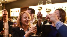 Oslavy voleb: Víno teklo proudem, politici ukázali své taneční kreace!