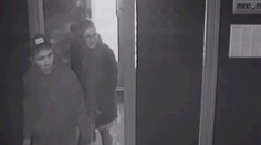 VIDEO z přepadení herny: Lupič vytáhl zbraň a přeskočil pult