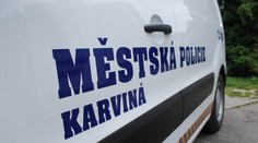 Otec vyhodil z domu svého syna (5)! Hledat se ho vydala jeho sestra (8)!
